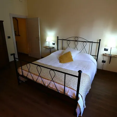 Pensionat Residenza La Dimora Imperfetta Salionze