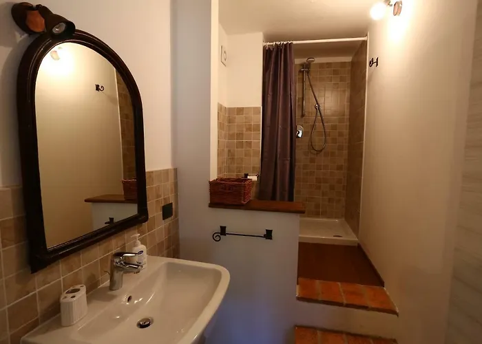 Residenza La Dimora Imperfetta ゲストハウス Salionze