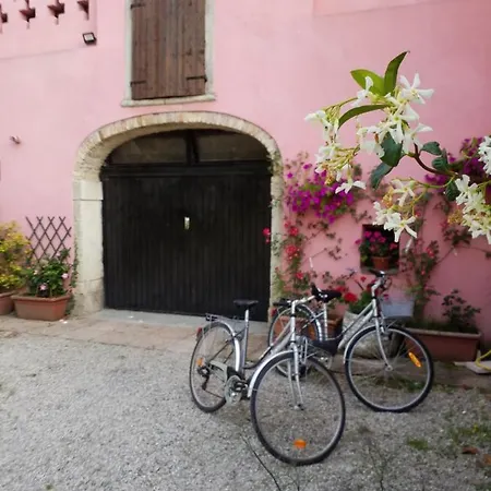 Residenza La Dimora Imperfetta 3* Salionze