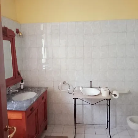 Residenza La Dimora Imperfetta Maison d'hôtes