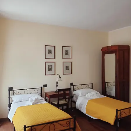 Residenza La Dimora Imperfetta Guest house