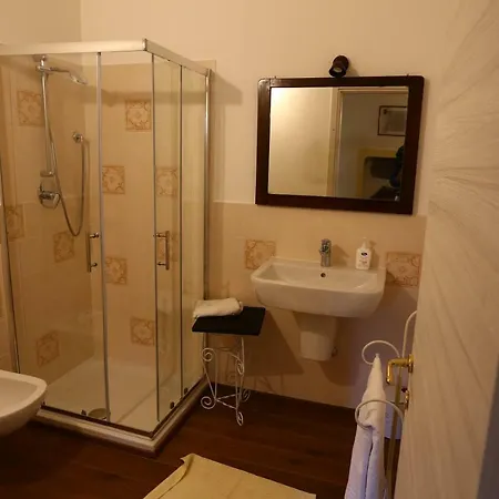 Residenza La Dimora Imperfetta Guest house Salionze