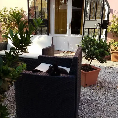 Residenza La Dimora Imperfetta Guest house Salionze
